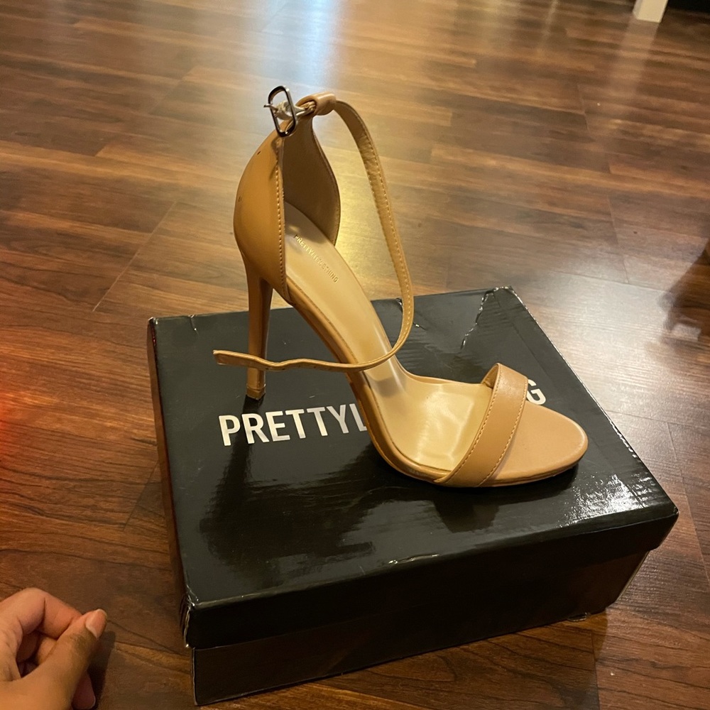 Nude scrappy heel